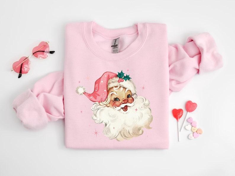 Pink Santa Retro Christmas Sweatshirts for Women Pink Christmas Matching Family Sweaters Pink Vintage Holiday Crewneck Group Party Comfort Cotton