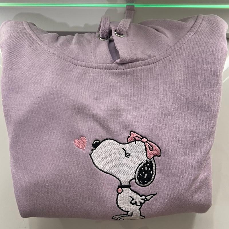 Snoopy kiss couples sweater