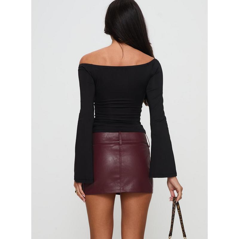 Magee Faux Leather Mini Skirt Burgundy