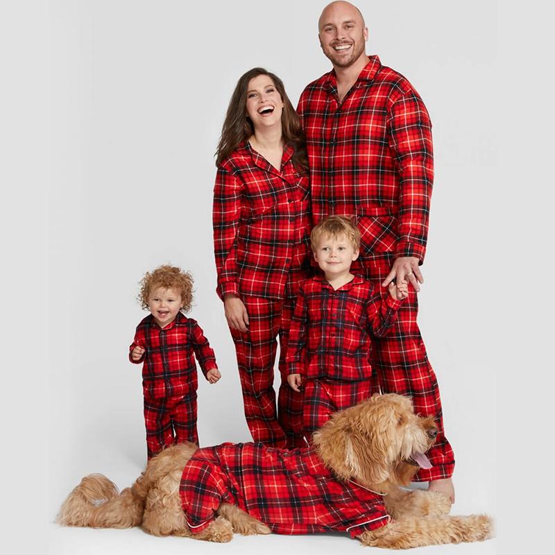 New Christmas Whole Family Print Set Pajamas Does not apply