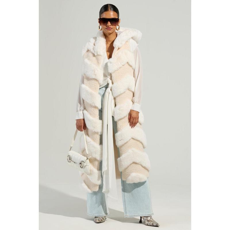 JEMI MIX MATERIAL FAUX FUR VEST IN IVORY