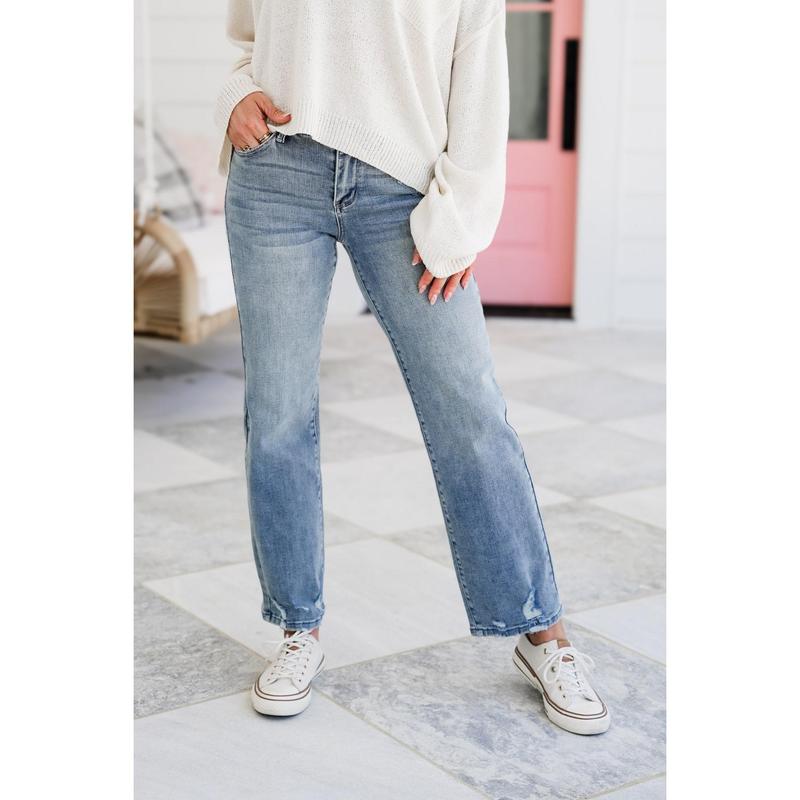 Judy Blue Mid Rise Medium Wash Distressed Straight Leg Jeans