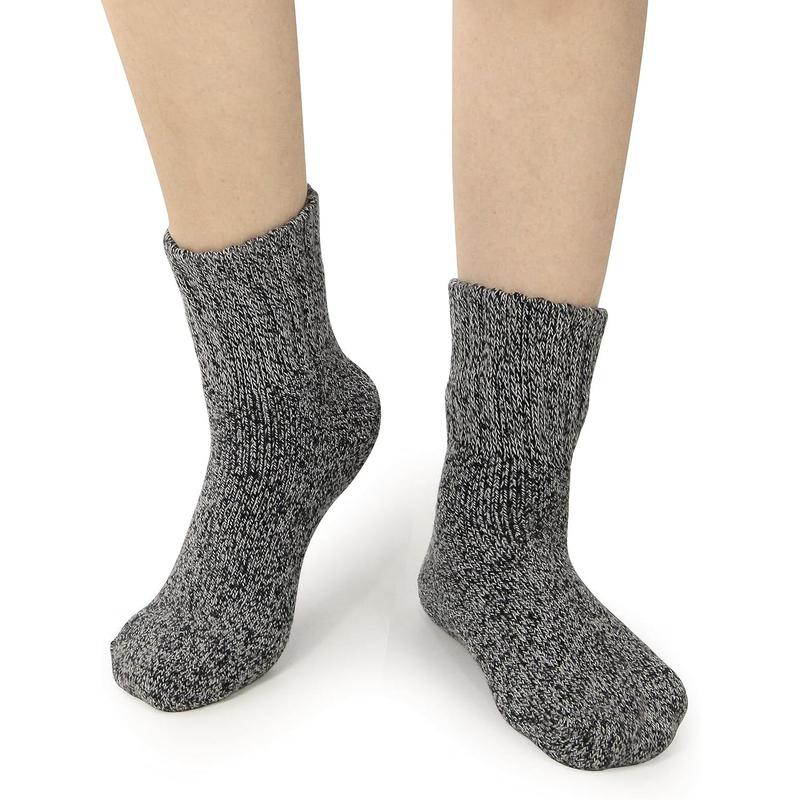 Women's Winter Boots Socks Thick Warm Cozy Crew Socks Solid Color Gifts